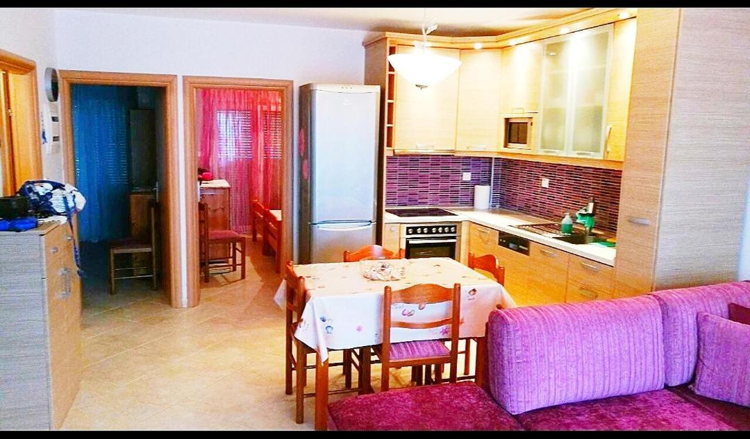Emerald Apartment With Sea View 克里皮吉 外观 照片